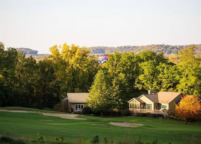 Holiday home Relaxing 2bedroom Townhome W/playroom & Great View *