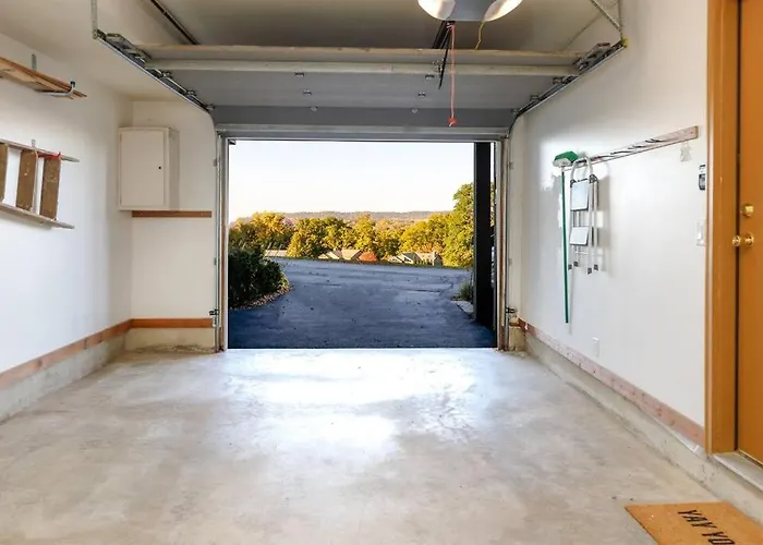 Relaxing 2bedroom Townhome W/playroom & Great View Hébergement de vacances *