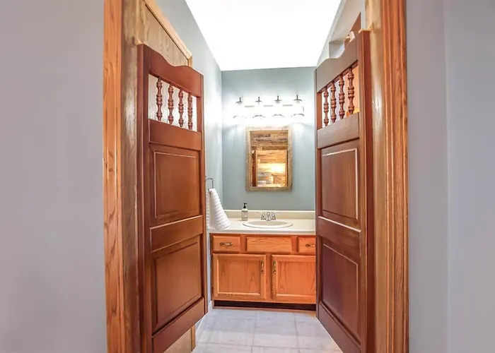 Relaxing 2bedroom Townhome W/playroom & Great View Holiday home Galena