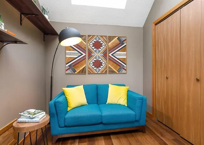 Holiday home Relaxing 2bedroom Townhome W/playroom & Great View *
